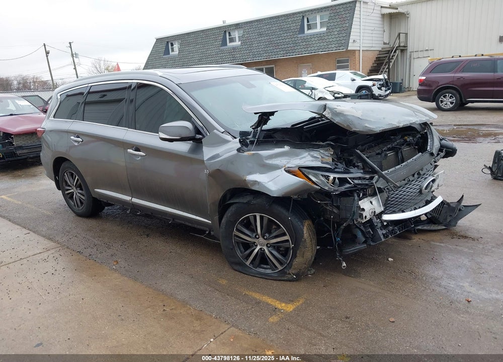 2017 INFINITI QX60 VIN: 5N1DL0MM8HC560585