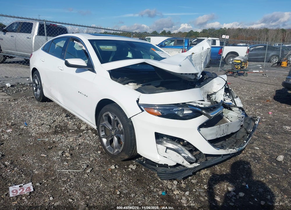2021 CHEVROLET MALIBU FWD LT VIN: 1G1ZD5ST3MF037992