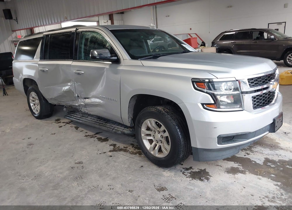 2019 CHEVROLET SUBURBAN LT VIN: 1GNSCHKC1KR176583