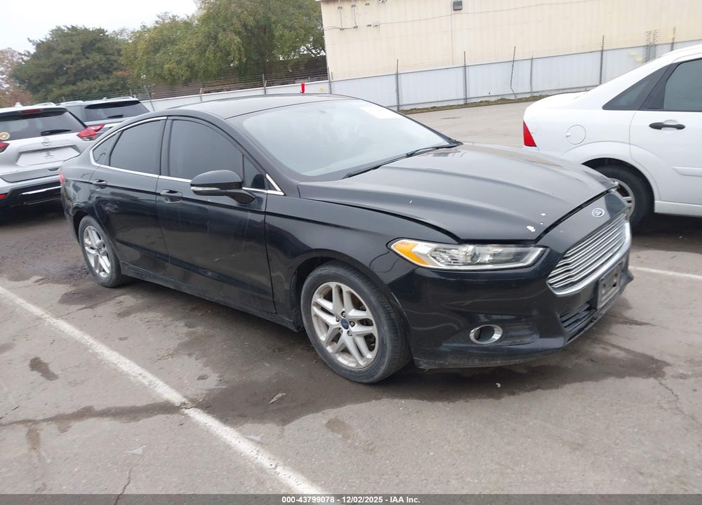 2015 FORD FUSION SE VIN: 3FA6P0HDXFR214991