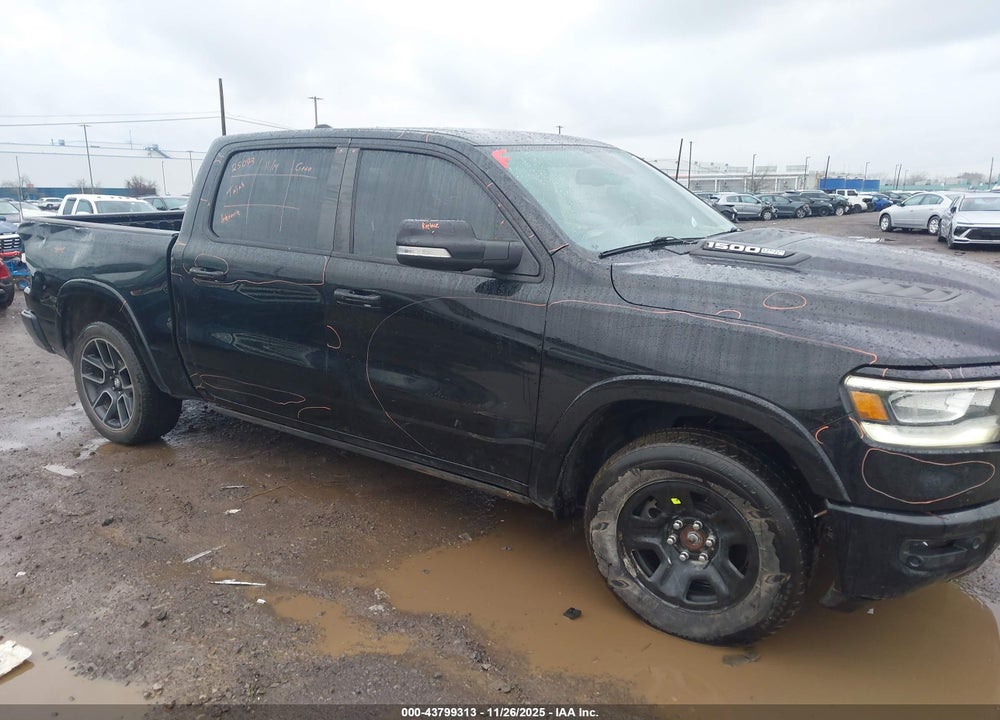 2019 RAM 1500 LAIE  4X4 5'7 BOX VIN: 1C6SRFJT4KN807399