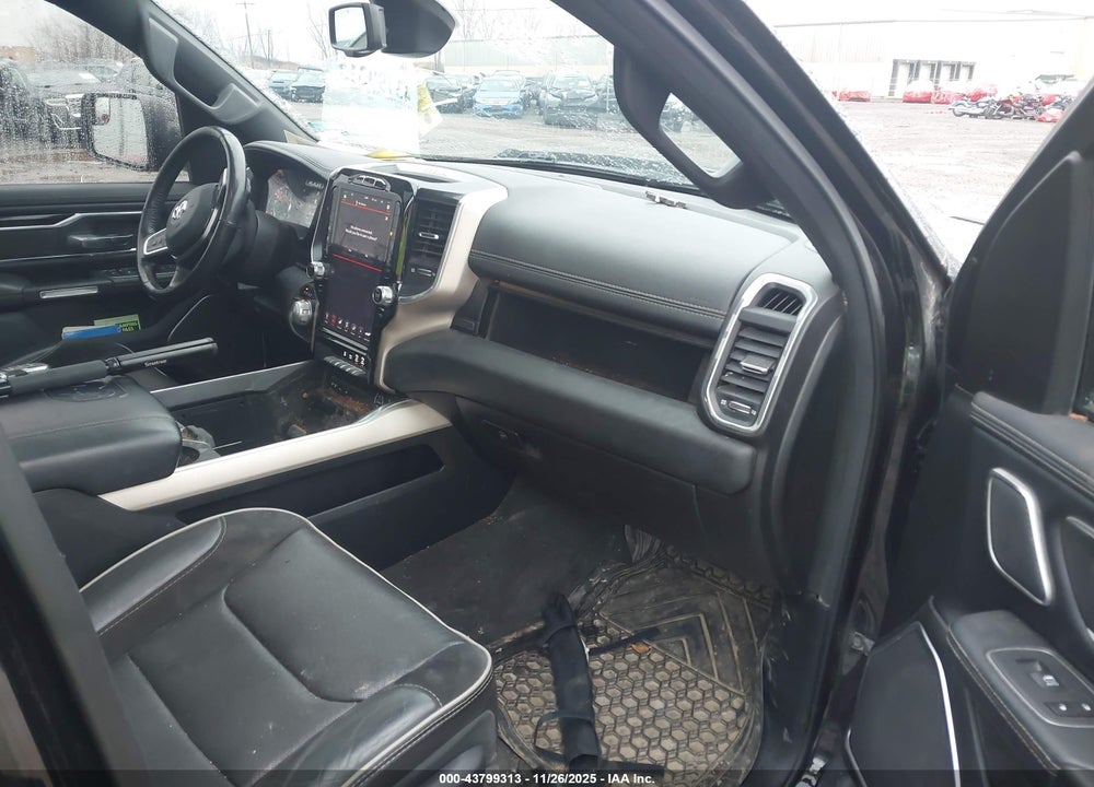 2019 RAM 1500 LAIE  4X4 5'7 BOX VIN: 1C6SRFJT4KN807399