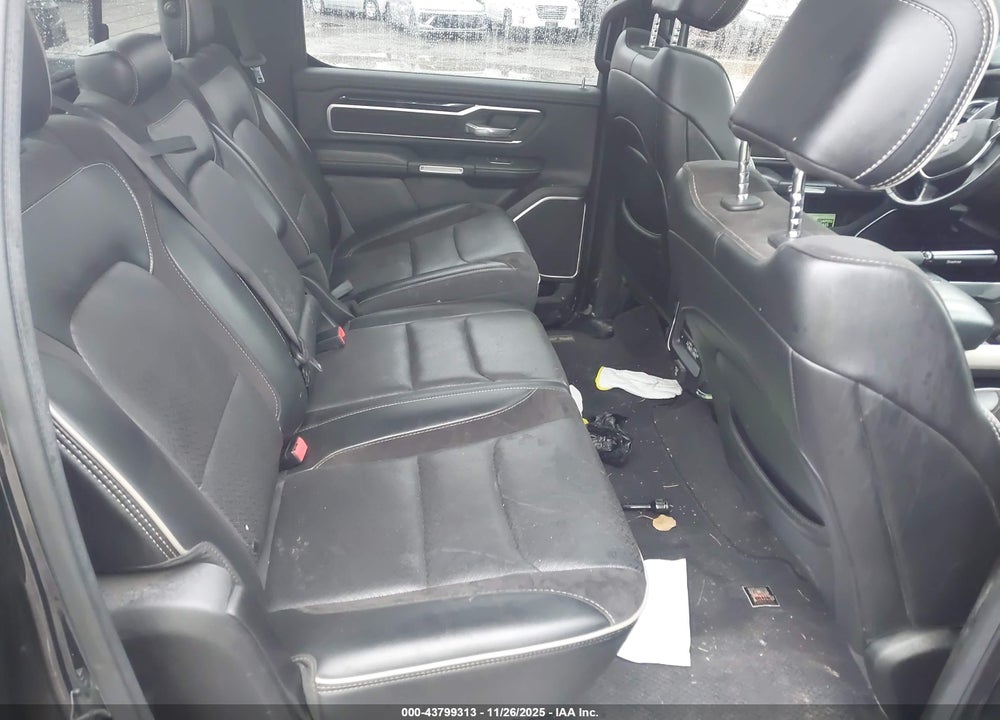 2019 RAM 1500 LAIE  4X4 5'7 BOX VIN: 1C6SRFJT4KN807399