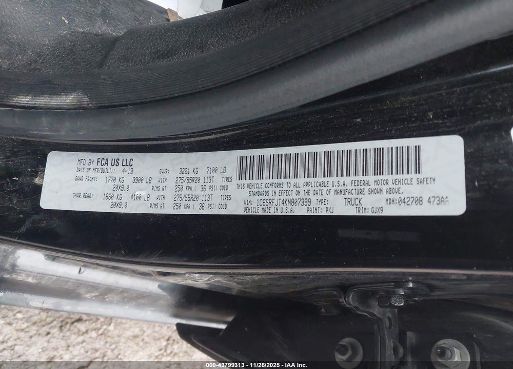 2019 RAM 1500 LAIE  4X4 5'7 BOX VIN: 1C6SRFJT4KN807399