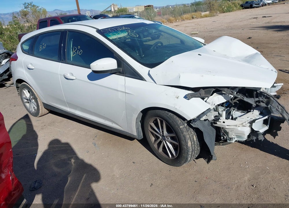 2018 FORD FOCUS SE VIN: 1FADP3K28JL279684