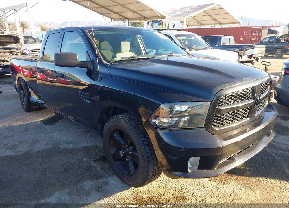 2019 RAM 1500 CLASSIC EXPRESS  4X2 6'4 BOX VIN: 1C6RR6FT1KS552347