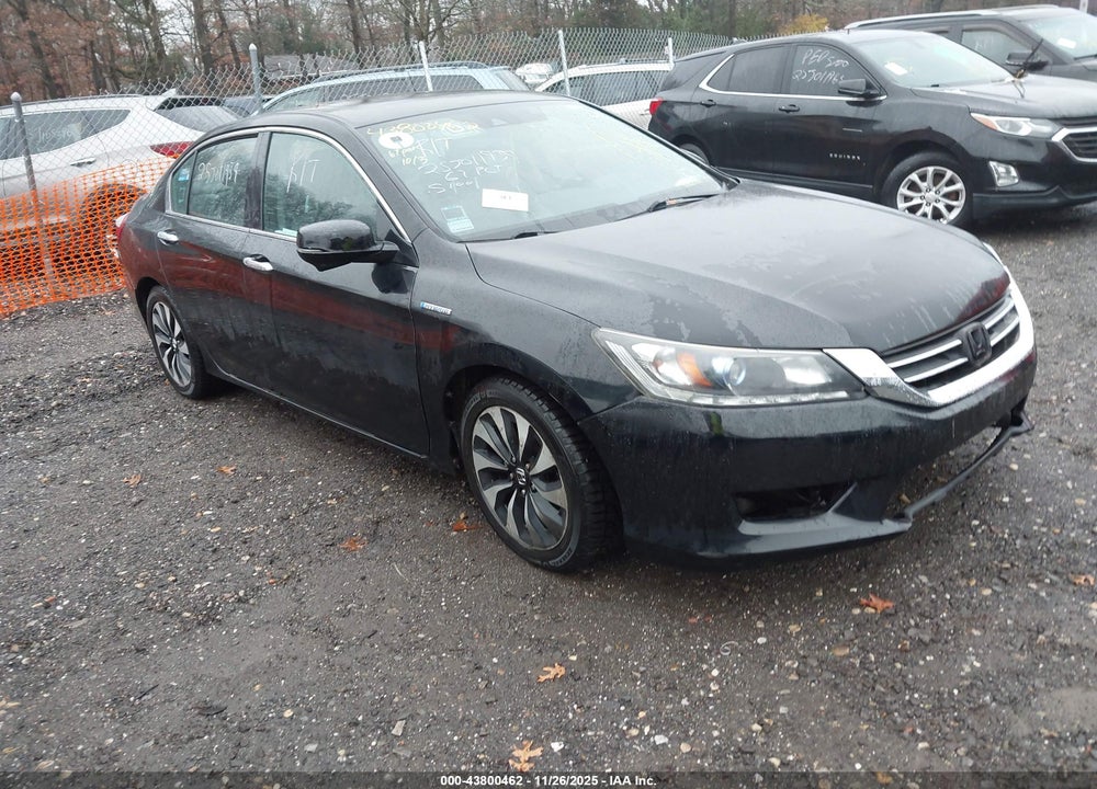 2015 HONDA ACCORD HYBRID EX-L VIN: 1HGCR6F52FA003074