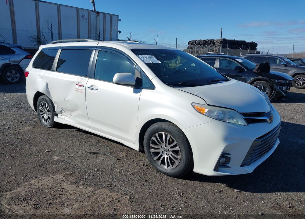 2019 TOYOTA SIENNA XLE 8 PASSENGER VIN: 5TDYZ3DC7KS992314