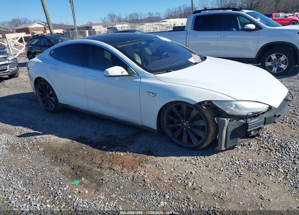 2013 TESLA MODEL S PERFORMANCE VIN: 5YJSA1DP0DFP05519