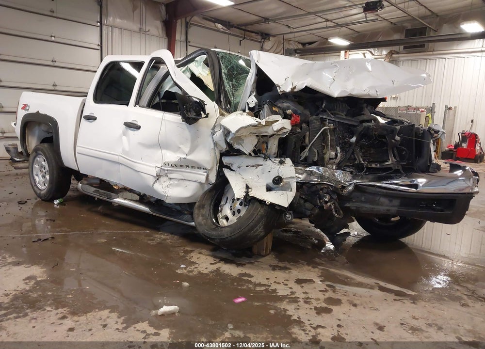 2010 CHEVROLET SILVERADO 1500 LT VIN: 3GCRKSE38AG197478