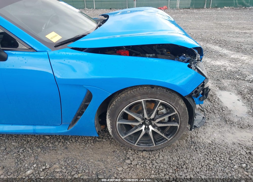 2024 TOYOTA GR86 VIN: JF1ZNBB1XR9755262