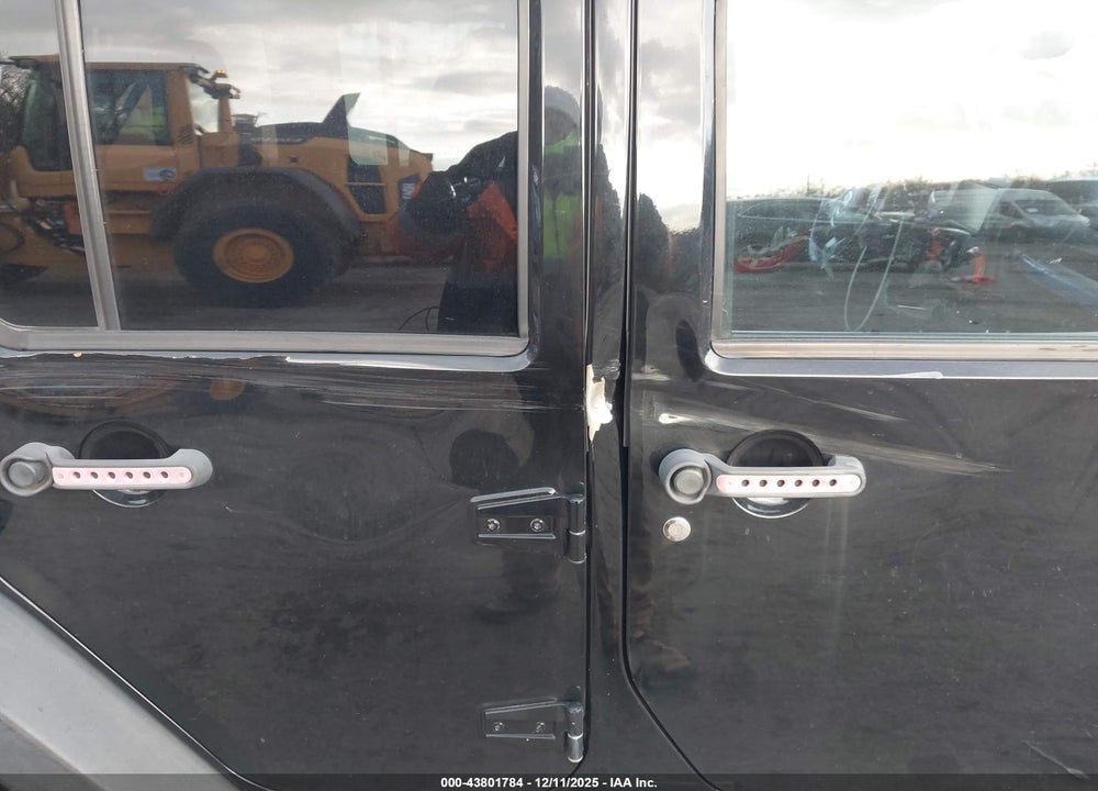 2014 JEEP WRANGLER UNLIMITED SPORT VIN: 1C4BJWDG6EL249957