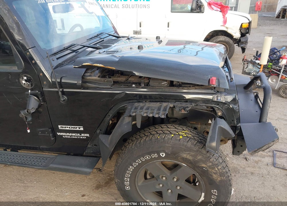 2014 JEEP WRANGLER UNLIMITED SPORT VIN: 1C4BJWDG6EL249957