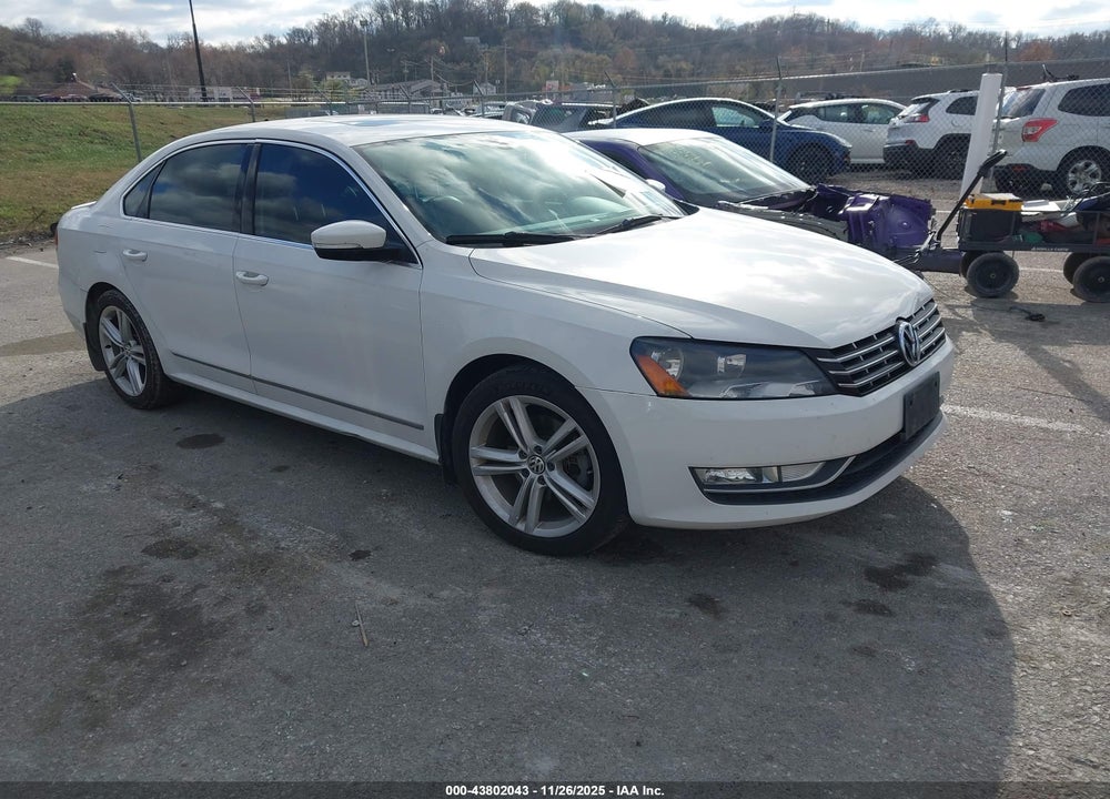 2015 VOLKSWAGEN PASSAT 2.0L TDI SEL PREMIUM VIN: 1VWCV7A36FC057386