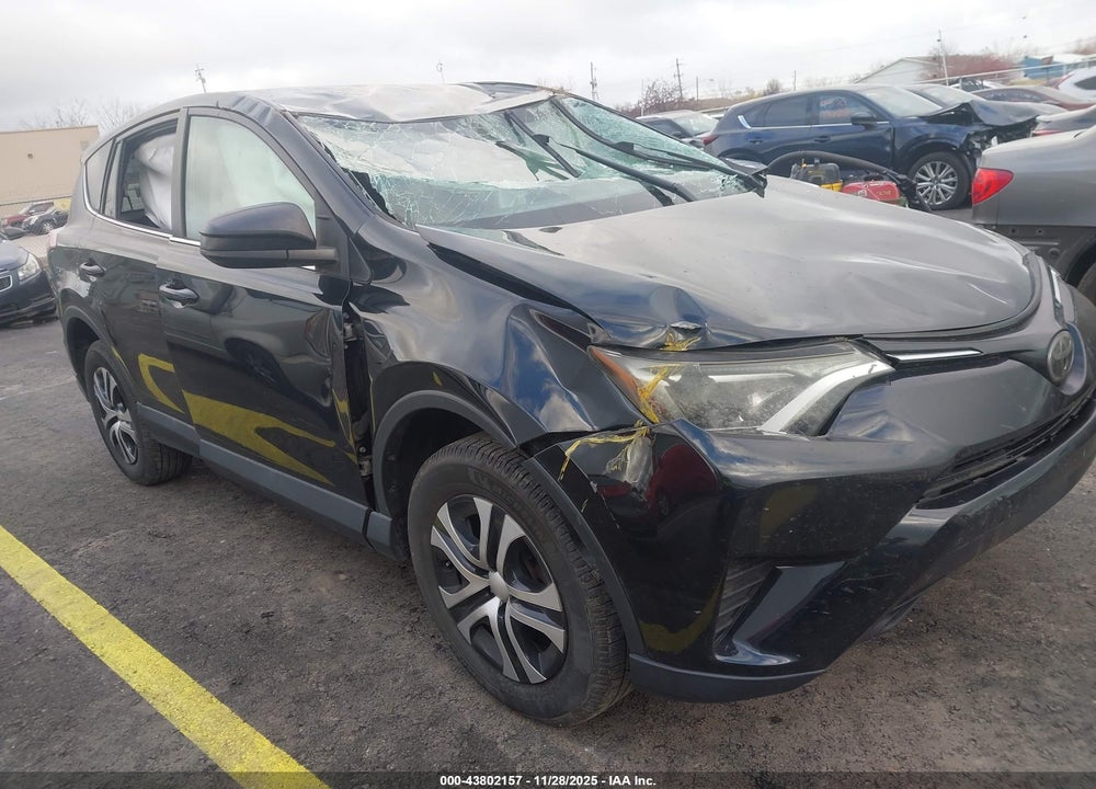 2017 TOYOTA RAV4 LE VIN: 2T3BFREV3HW692200
