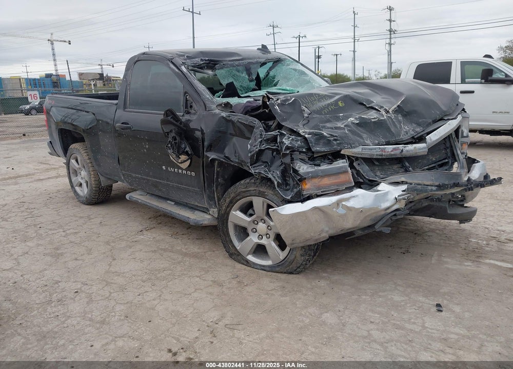 2018 CHEVROLET SILVERADO 1500 1LT VIN: 1GCNKREC4JZ361042