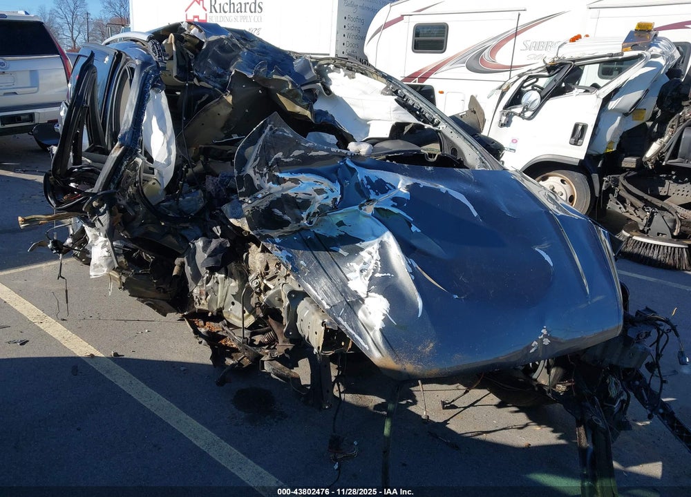 2018 FORD ESCAPE TITANIUM VIN: 1FMCU0J90JUA52992