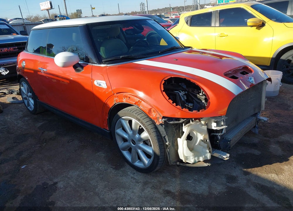 2020 MINI HARDTOP COOPER S VIN: WMWXR5C02L2M23665