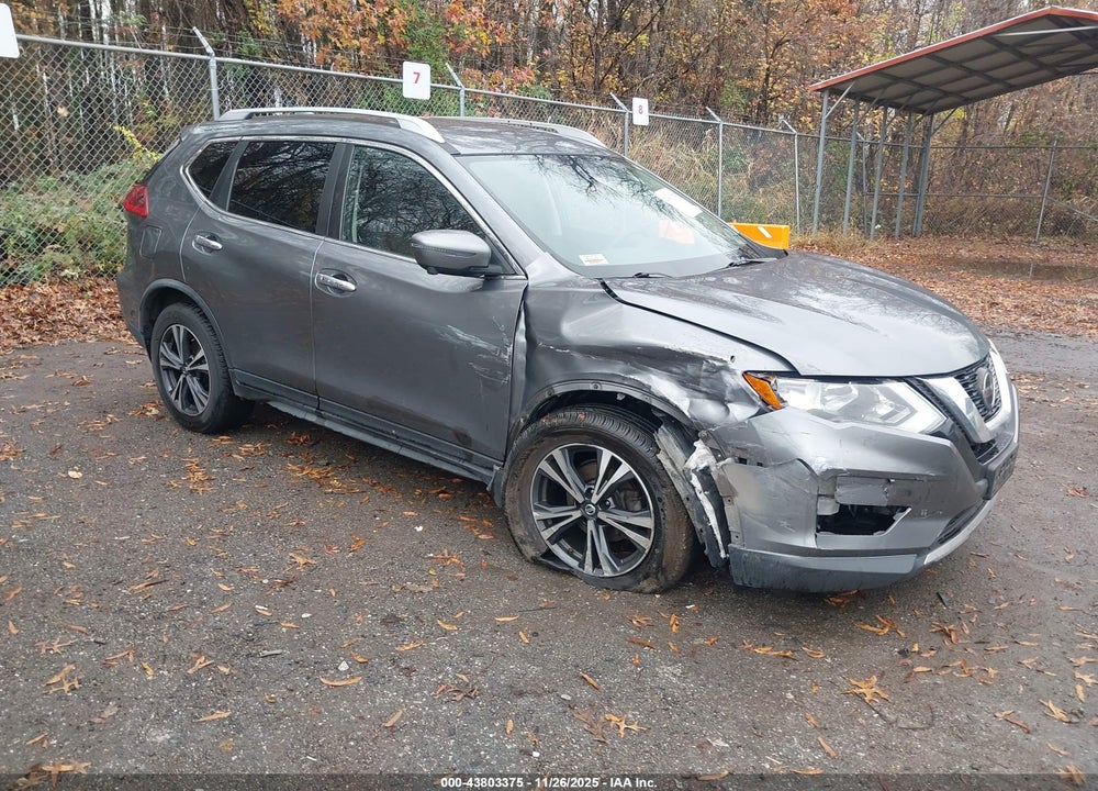 2019 NISSAN ROGUE SV VIN: JN8AT2MV0KW382984