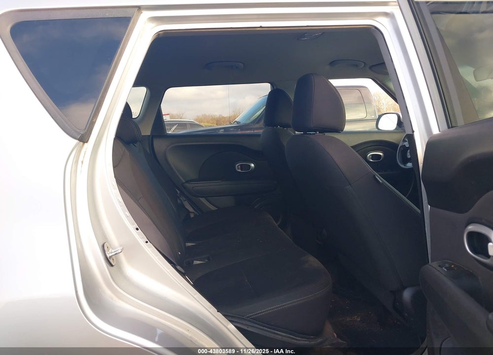 2018 KIA SOUL VIN: KNDJN2A29J7564689