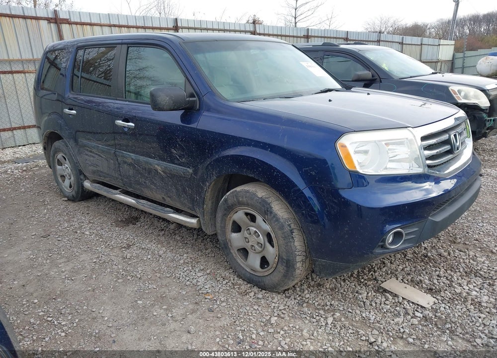 2015 HONDA PILOT LX VIN: 5FNYF4H26FB062088