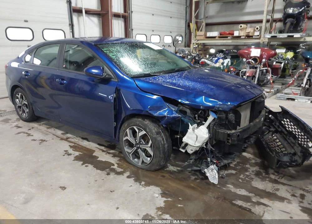 2020 KIA FORTE LXS VIN: 3KPF24AD4LE230004