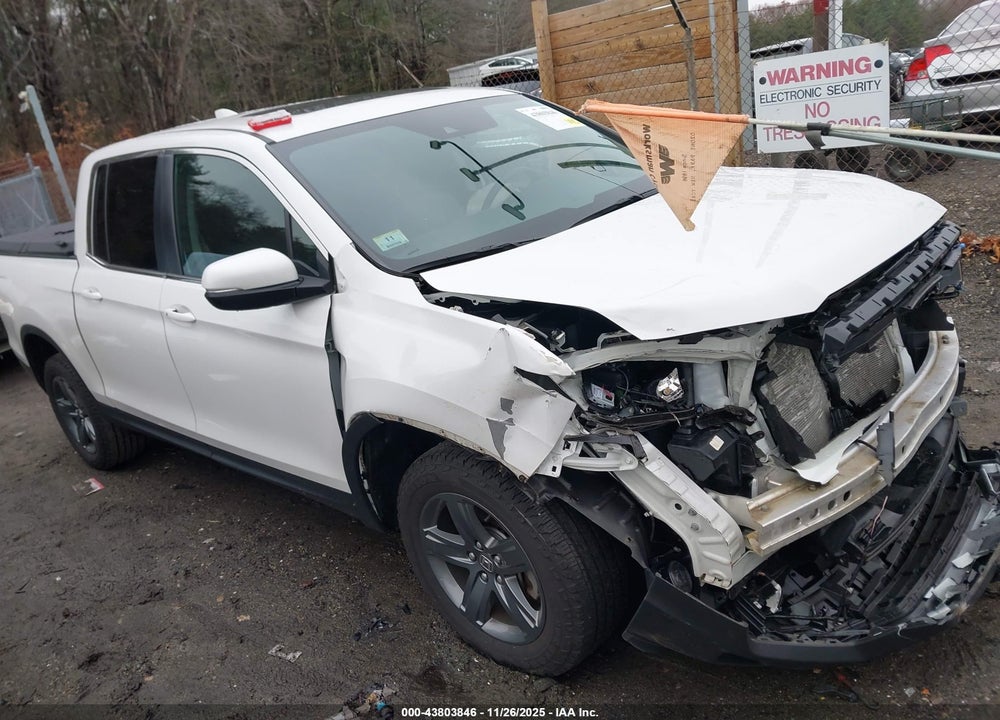 2023 HONDA RIDGELINE RTL VIN: 5FPYK3F59PB049251