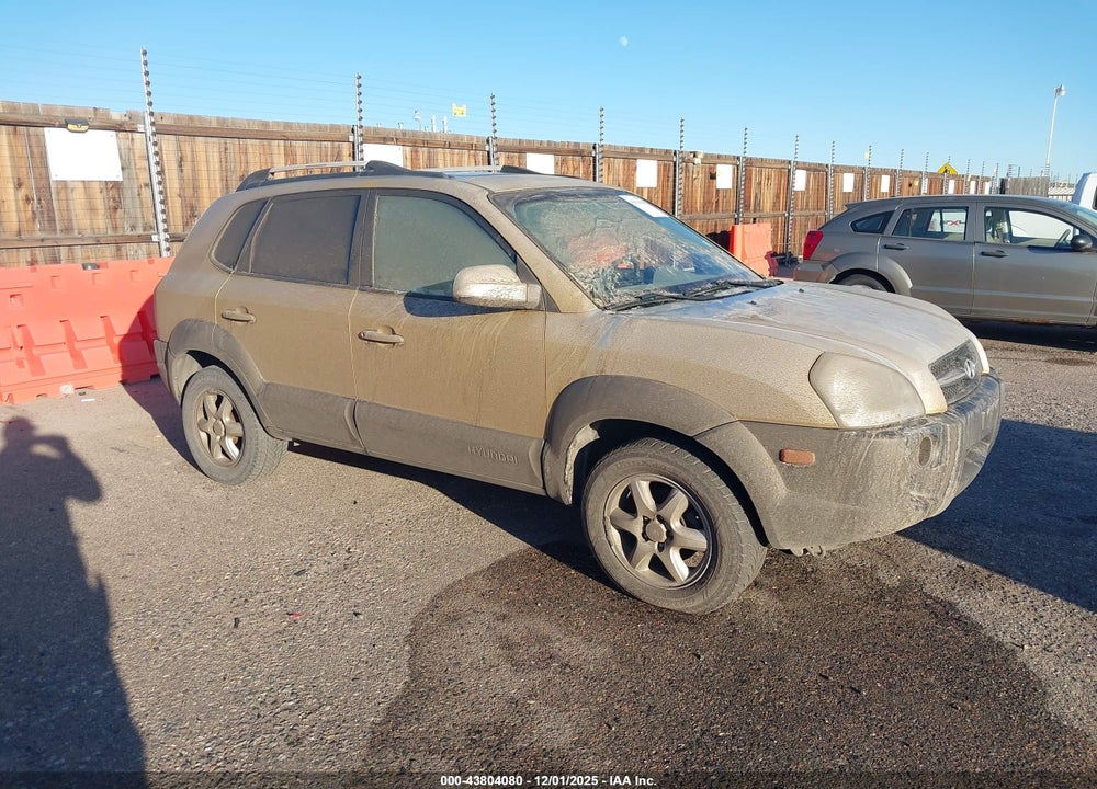2005 HYUNDAI TUCSON GLS/LX VIN: KM8JN72D95U142387