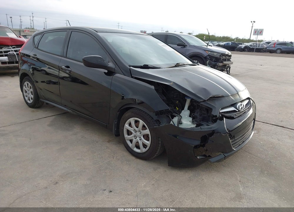 2013 HYUNDAI ACCENT GS VIN: KMHCT5AE9DU122815