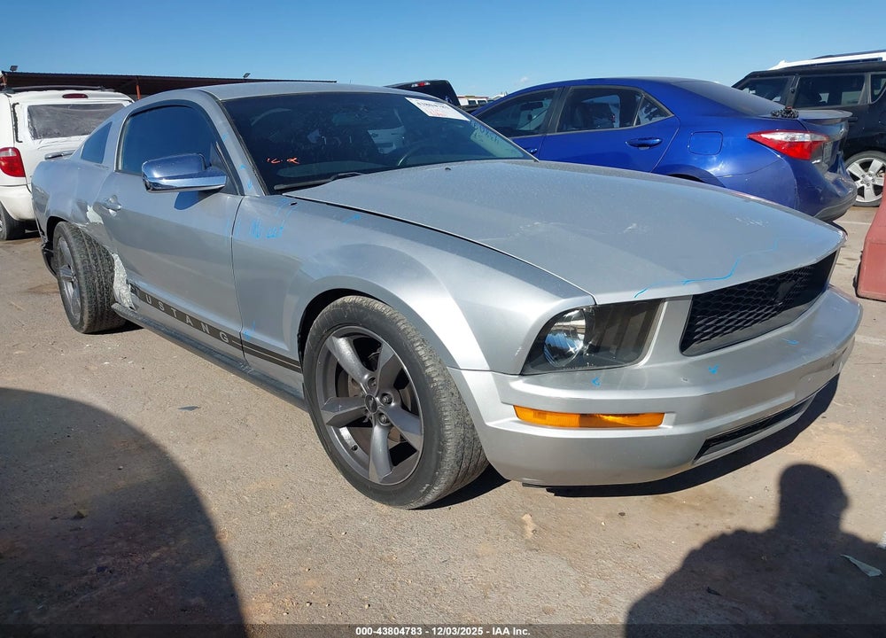 2008 FORD MUSTANG V6 DELUXE/V6 PREMIUM VIN: 1ZVHT80N985190185