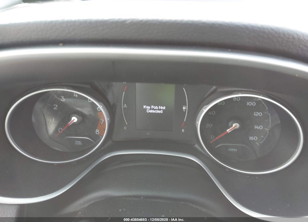 2018 JEEP COMPASS LATITUDE VIN: 3C4NJDBB4JT250015
