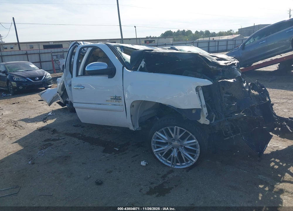 2011 GMC SIERRA 1500 SLE VIN: 3GTP1VE00BG202692