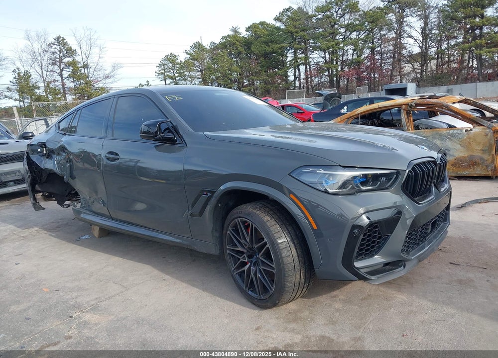 2022 BMW X6 M VIN: 5YMCY0C03N9M85892
