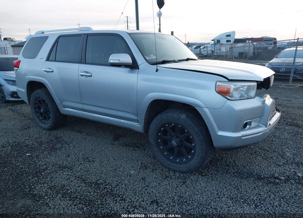 2011 TOYOTA 4RUNNER SR5 V6 VIN: JTEBU5JRXB5074602