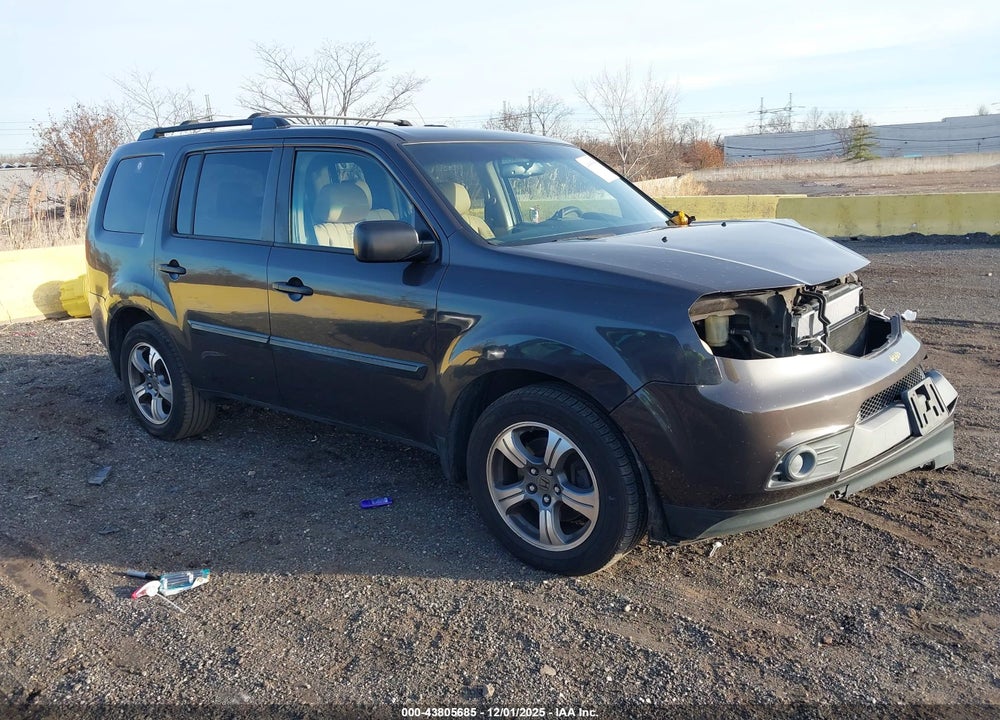2012 HONDA PILOT LX VIN: 5FNYF4H28CB068437
