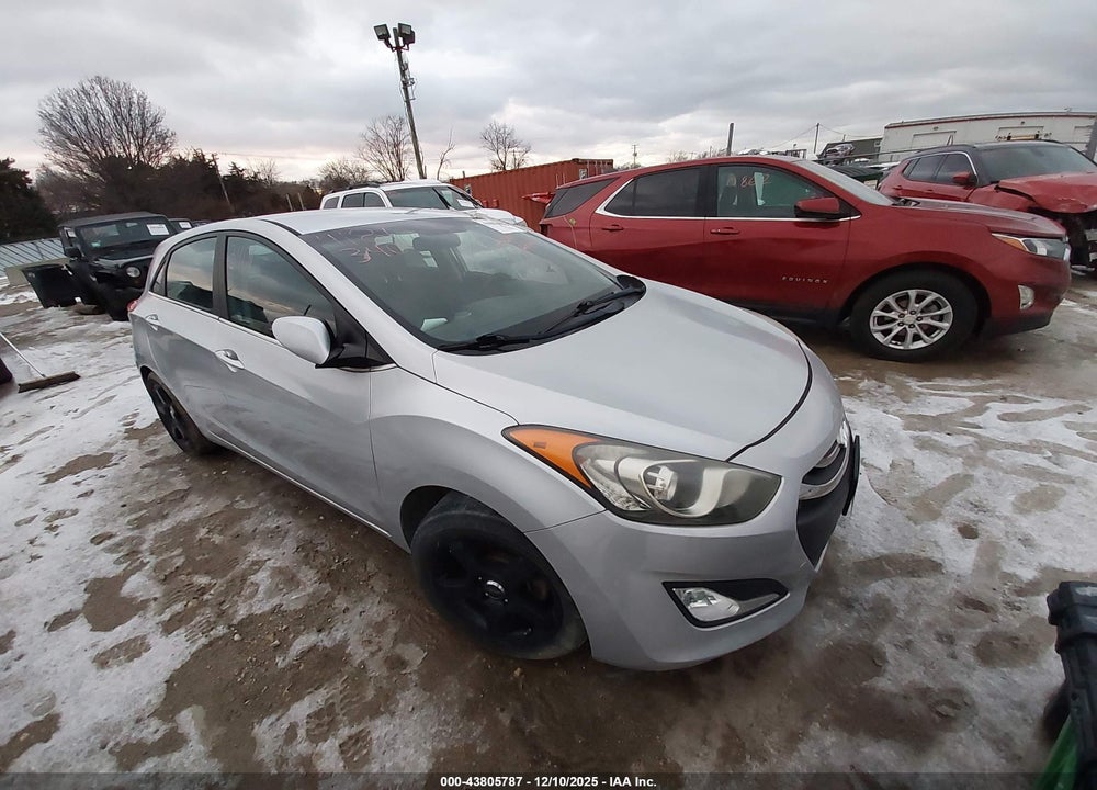 2014 HYUNDAI ELANTRA GT VIN: KMHD35LH1EU227538