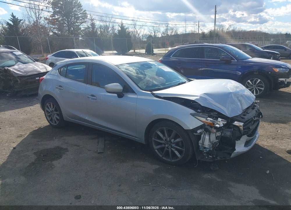 2018 MAZDA 3 TOURING VIN: 3MZBN1L34JM190824