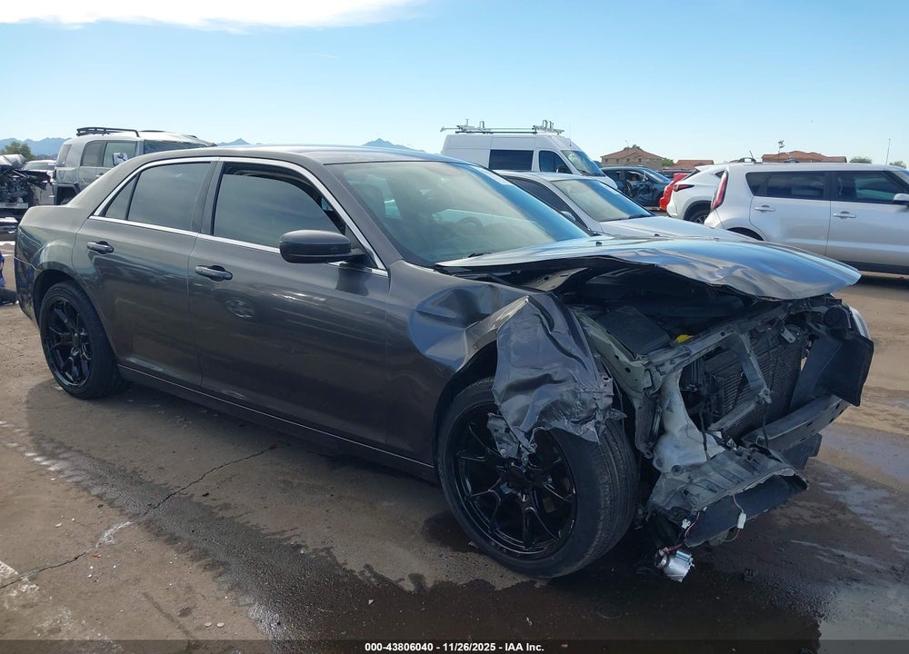 2014 CHRYSLER 300 VIN: 2C3CCAAG8EH375843