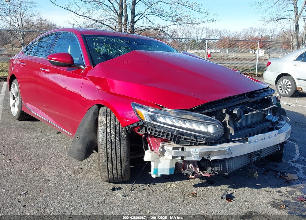 2018 HONDA ACCORD TOURING VIN: 1HGCV1F99JA066182