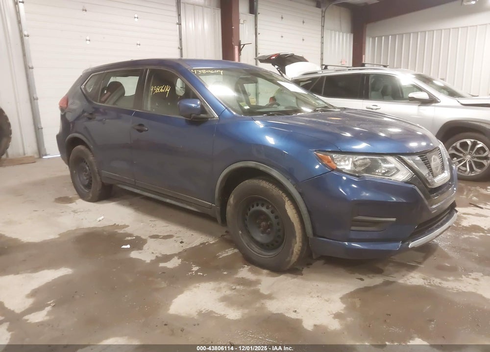 2017 NISSAN ROGUE S VIN: KNMAT2MV9HP607126