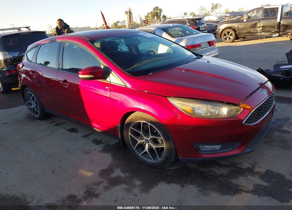 2017 FORD FOCUS SEL VIN: 1FADP3M25HL245869
