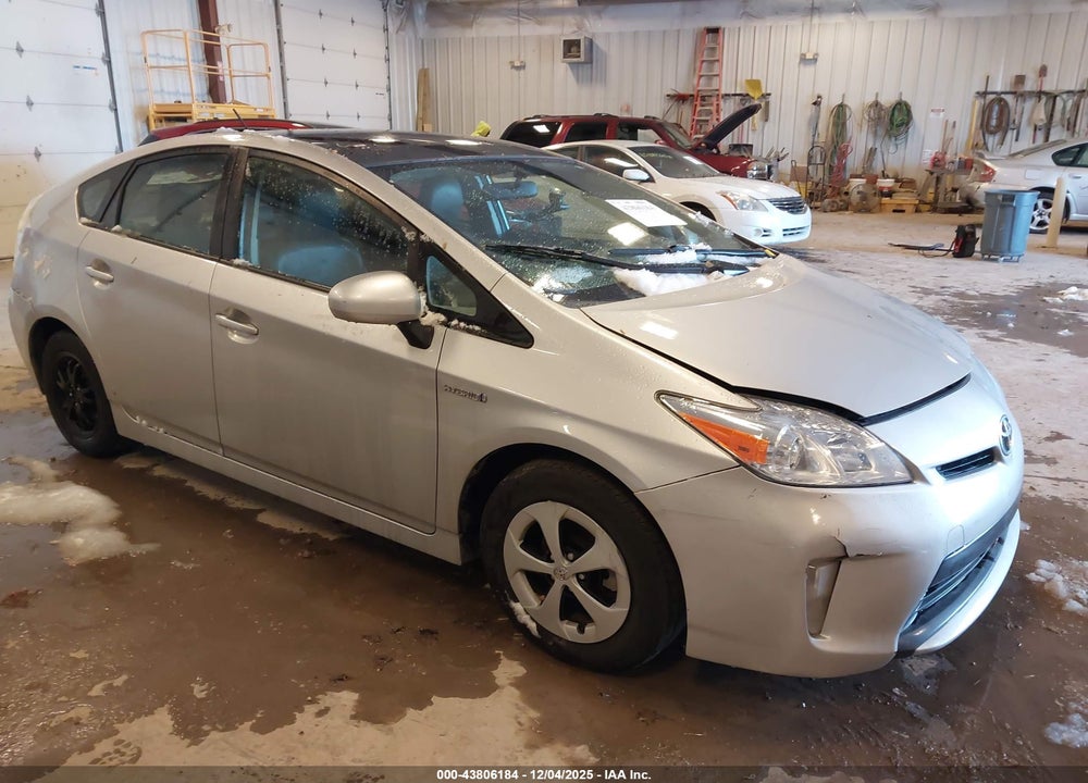 2014 TOYOTA PRIUS THREE VIN: JTDKN3DUXE0380738