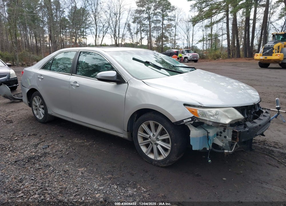 2014 TOYOTA CAMRY HYBRID XLE VIN: 4T1BD1FK4EU123601