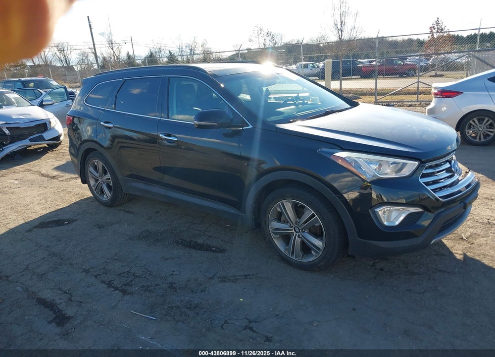 2014 HYUNDAI SANTA FE GLS VIN: KM8SR4HF4EU088593