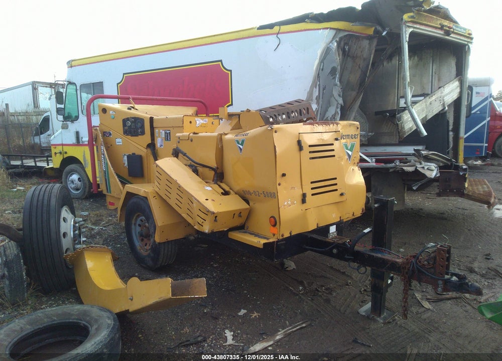 2014 VERMEER MFG. CO. BC1000XL WOOD CHIPPER VIN: 1VRY1119XE1021104