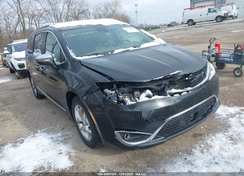 2017 CHRYSLER PACIFICA LIMITED VIN: 2C4RC1GG5HR504455