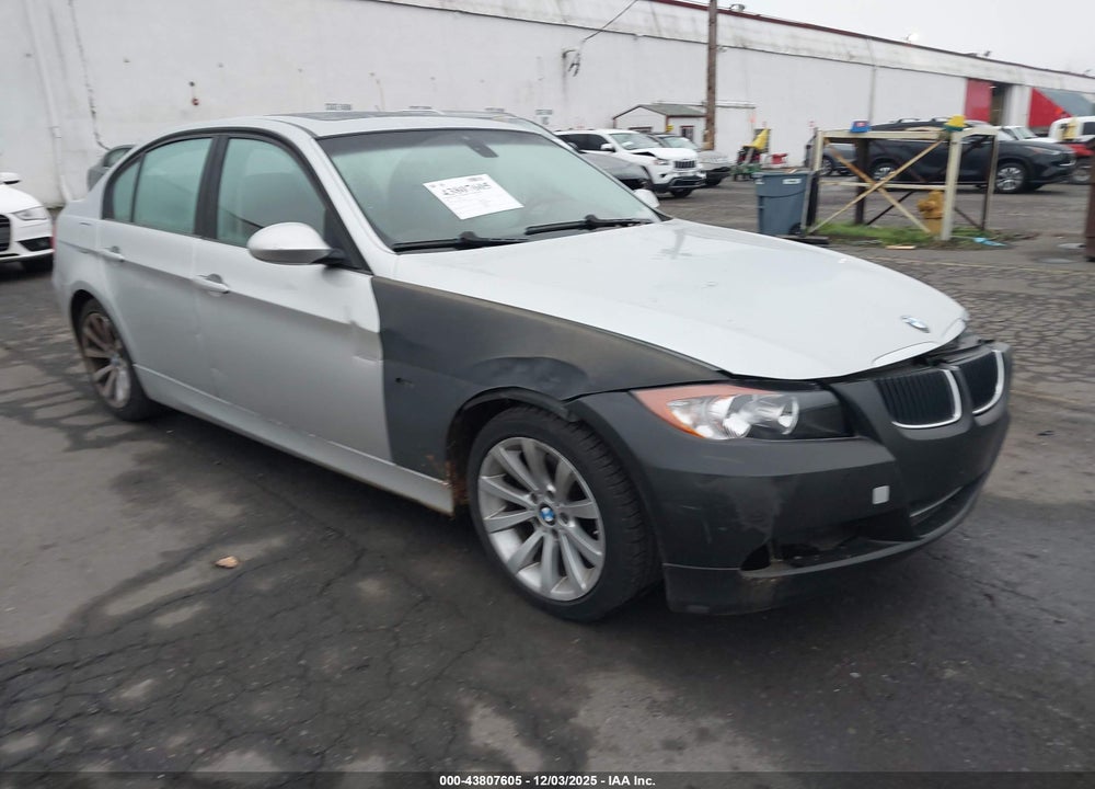 2008 BMW 328I VIN: WBAVA37558NL48040