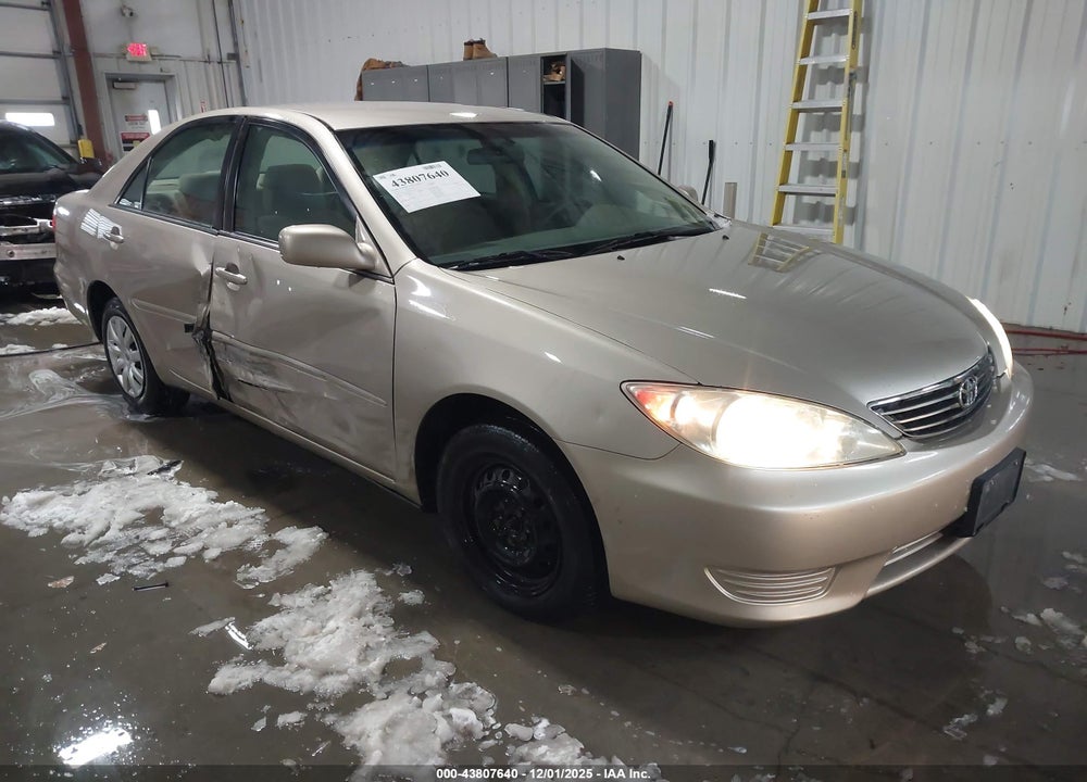 2005 TOYOTA CAMRY LE VIN: 4T1BE32K15U419724