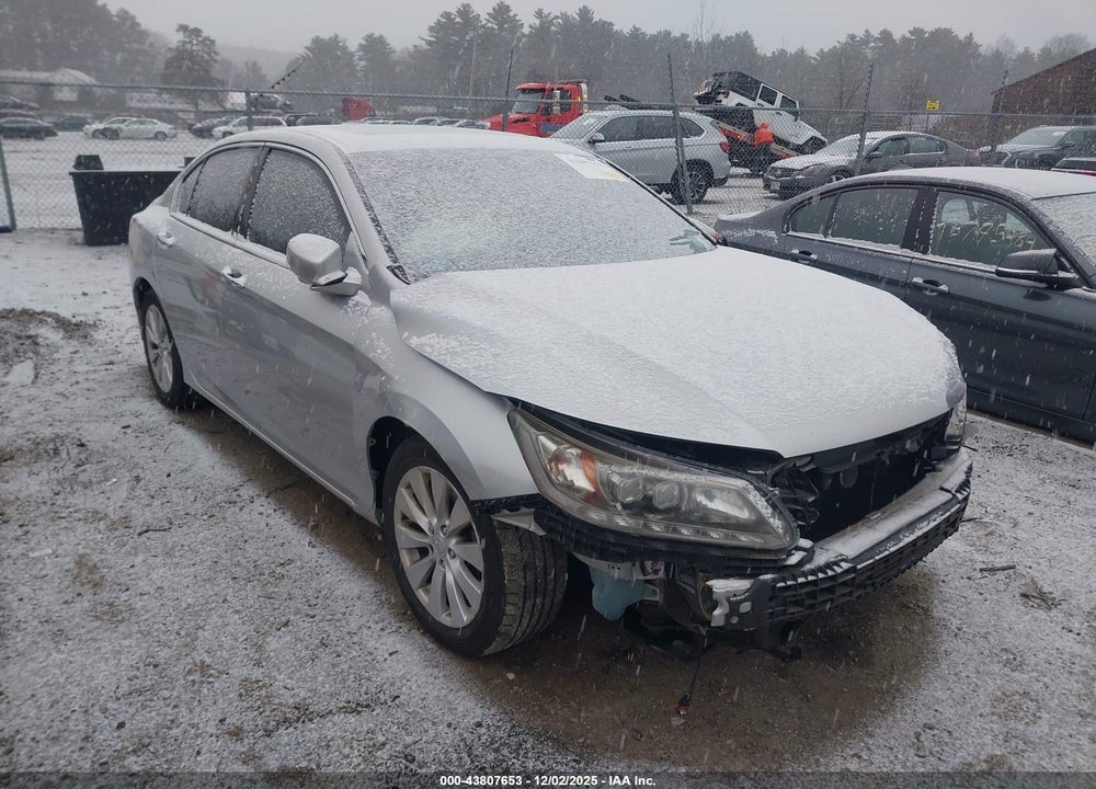 2014 HONDA ACCORD TOURING VIN: 1HGCR3F9XEA015909