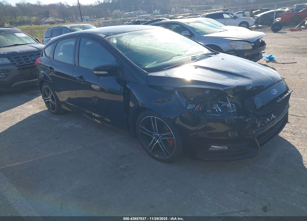 2017 FORD FOCUS ST VIN: 1FADP3L93HL257209